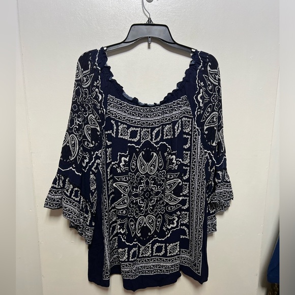 “EST: 1946” SZ: (26/28W) Boho Adjustable Top Bell/Like Sleeves Blues, Whites P/L - Picture 2 of 4